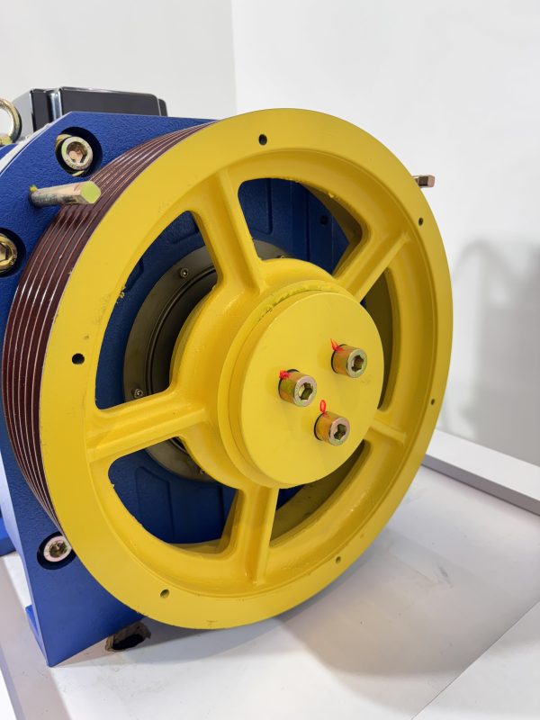 WCIĄGARKA BEZREDUKTOROWA NA LINY Q-500 KG WIPRO-01-0001 - obrazek 7